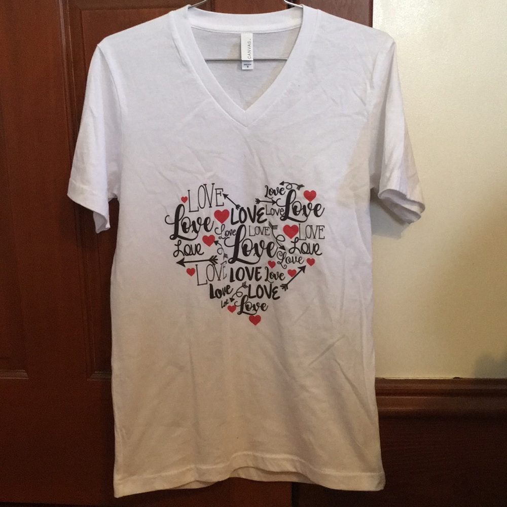 White graphic tee